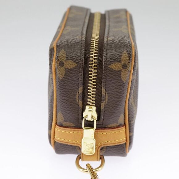 Louis Vuitton Wapiti Brown Canvas Clutch Bag (Pre-Owned) - Picture 3 of 16